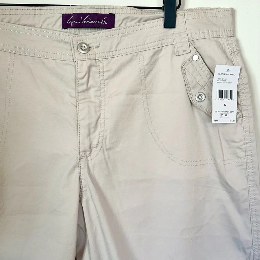 NWT Gloria Vanderbilt Katniss Utility Crop Shorts - Size 12